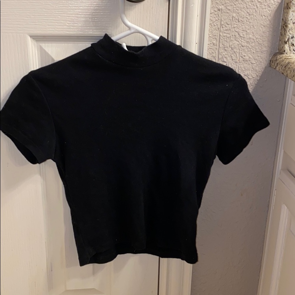 Brandy Melville short sleeve top